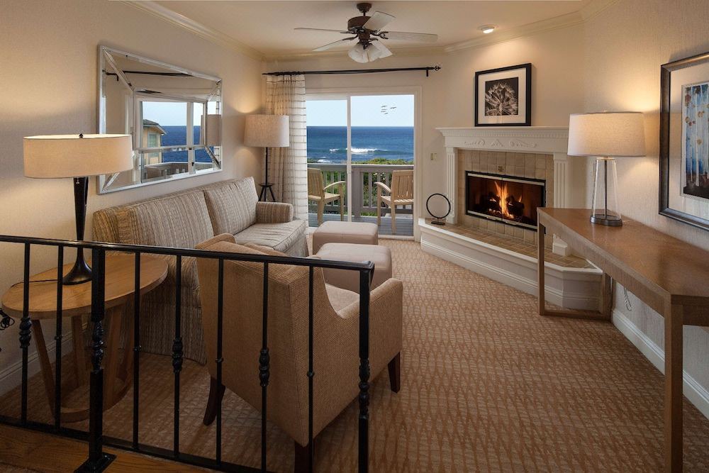 Photo of Livingroom in San Simeon