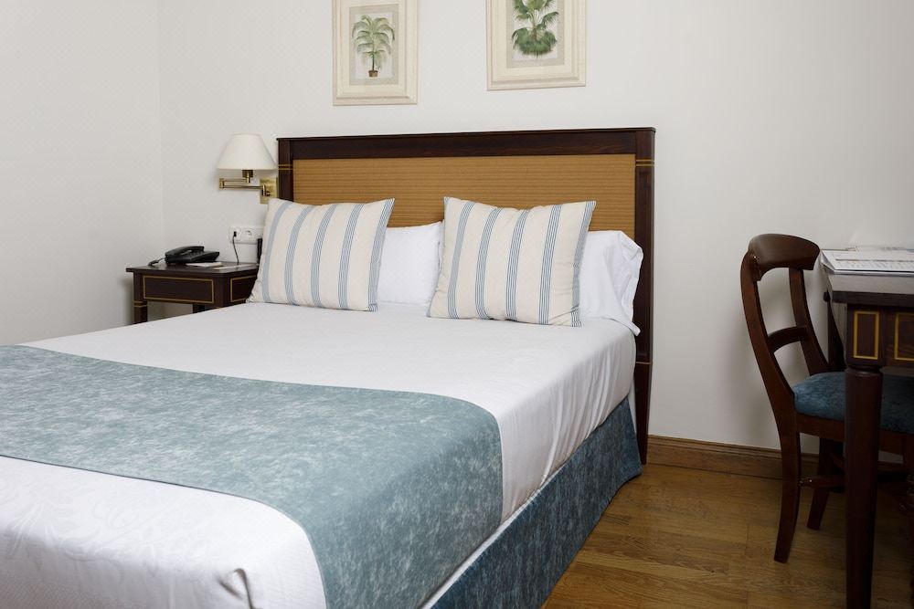 Photo of Bedroom in Los Barrios