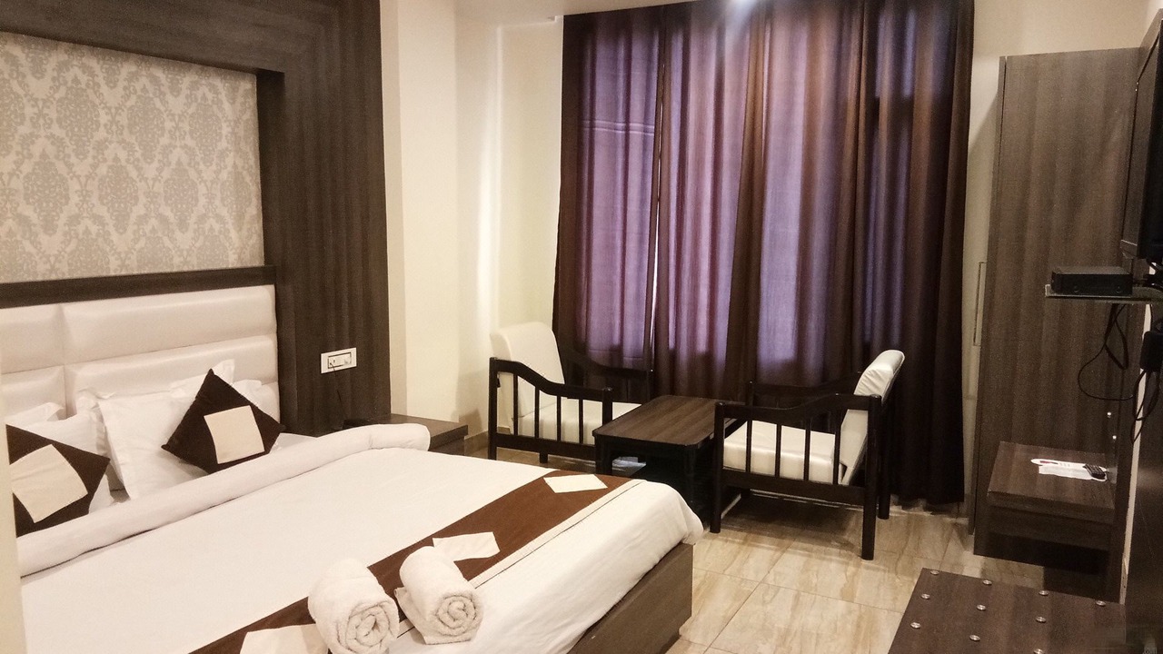 Photo of Bedroom in Katra