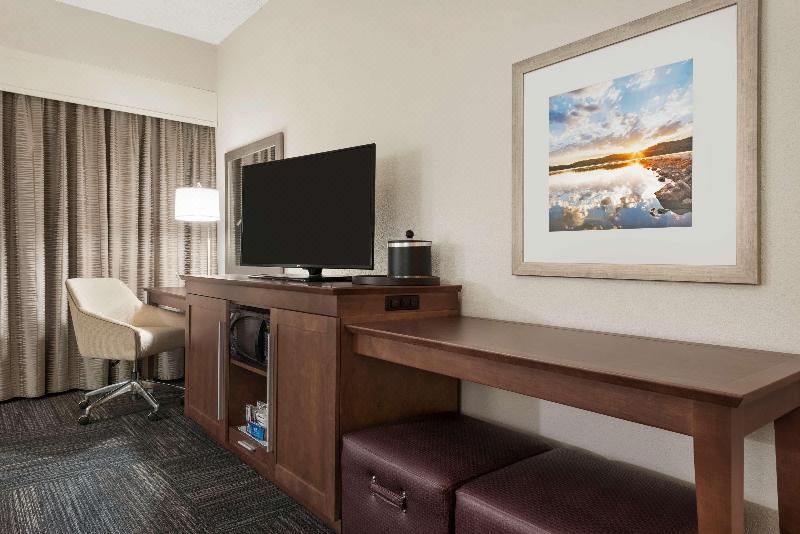 Photo of Livingroom in Deerfield