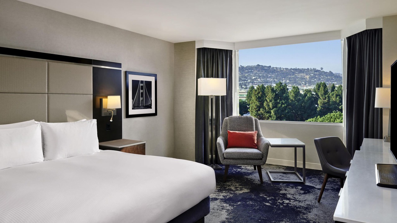 Photo of Bedroom in Redwood Shores