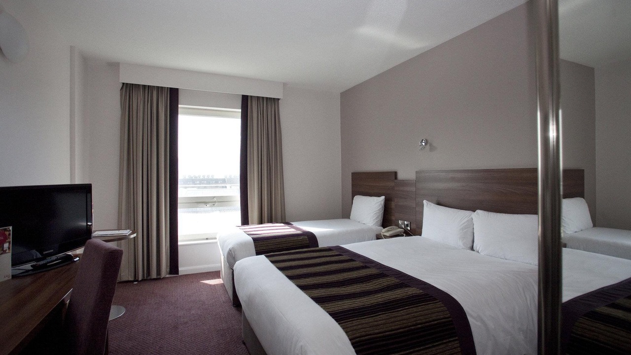 Photo of Bedroom in Sands End