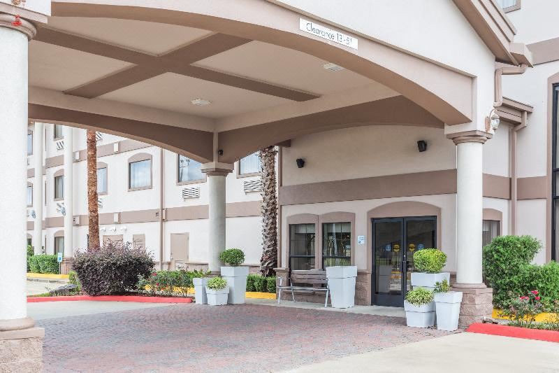 Photo of Buildings in Lake Charles