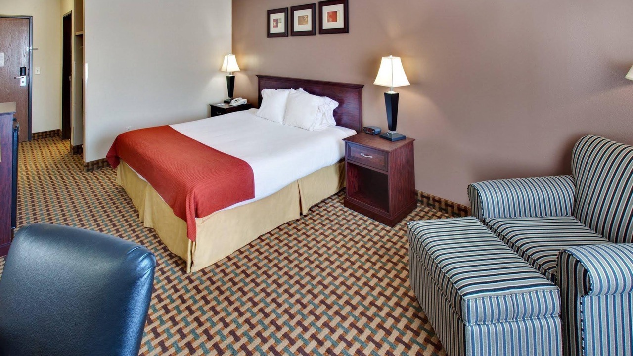 Photo of Bedroom in O'Neill