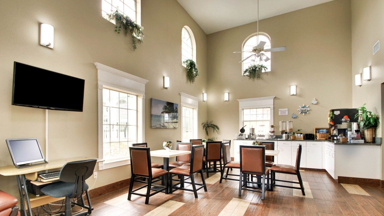 Photo of Livingroom in Millbrook