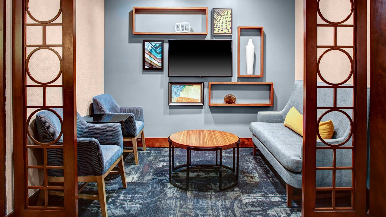 Photo of Livingroom in Buckhead Village