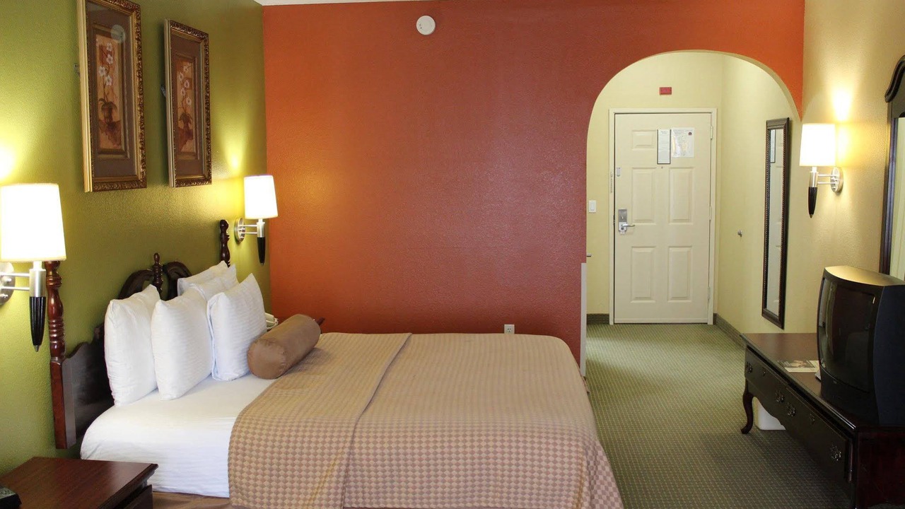 Photo of Bedroom in North Shore