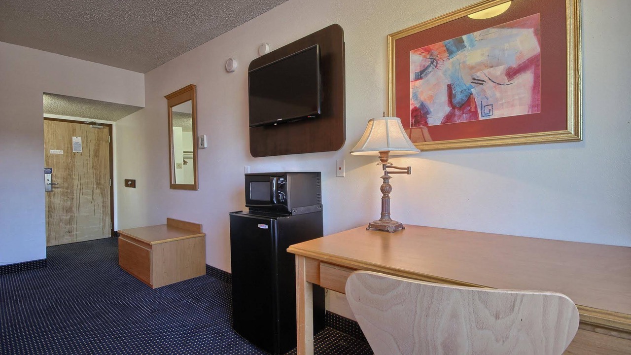 Photo of Livingroom in Merced