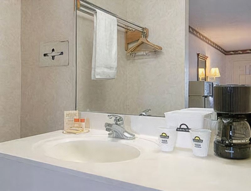 Photo of Bathroom in Clinton