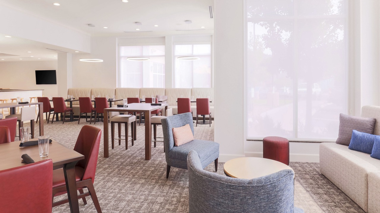 Photo of Livingroom in Reno/Tahoe Airport