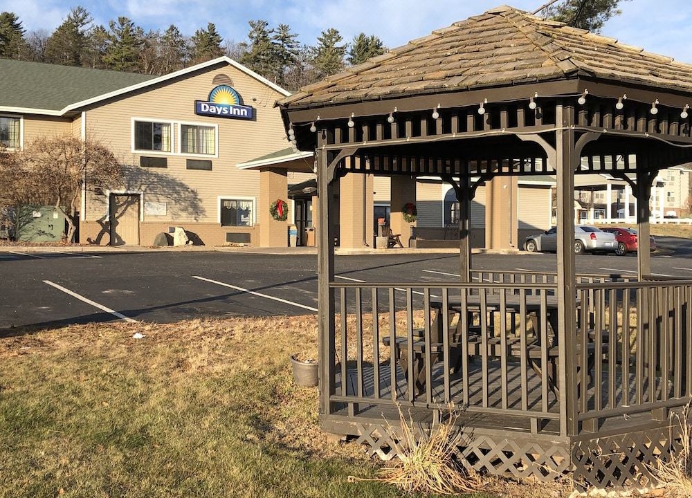 Photo of Buildings in Iron Mountain