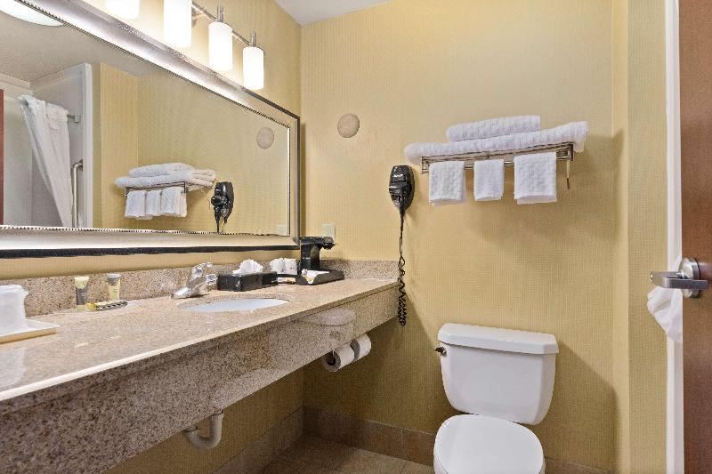 Photo of Bathroom in Orlinda