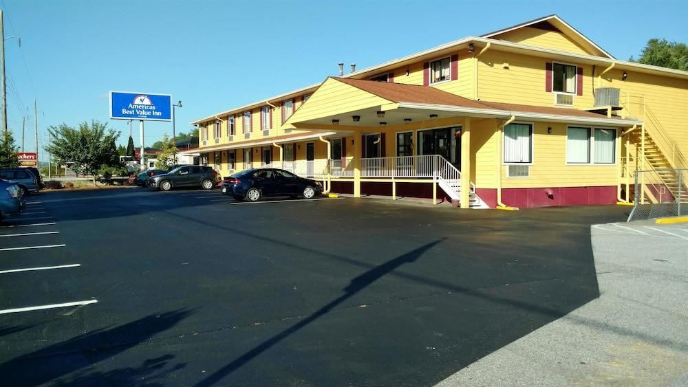 Photo of Buildings in Clayton