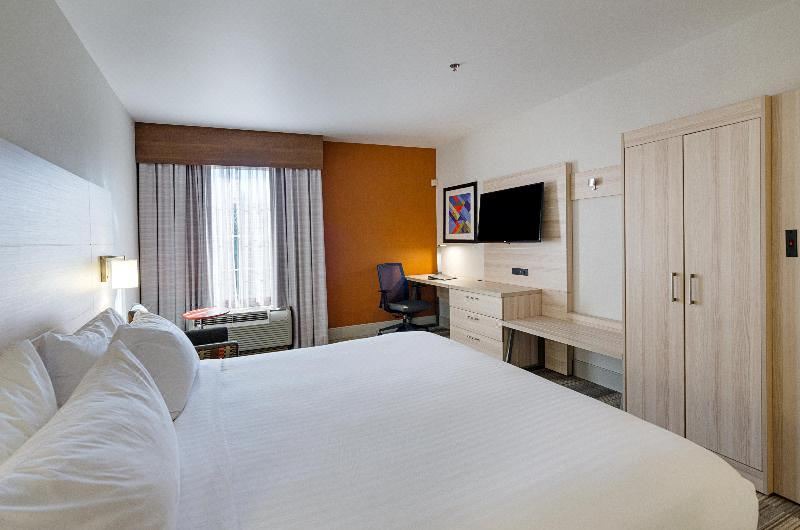 Photo of Bedroom in Lexington