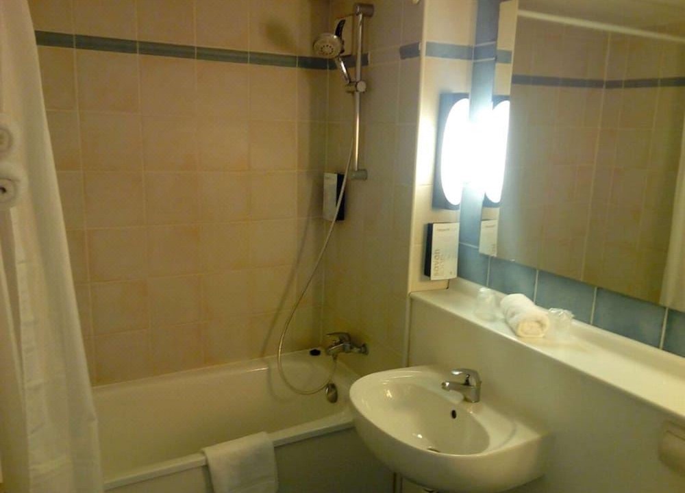 Photo of Bathroom in Marmande