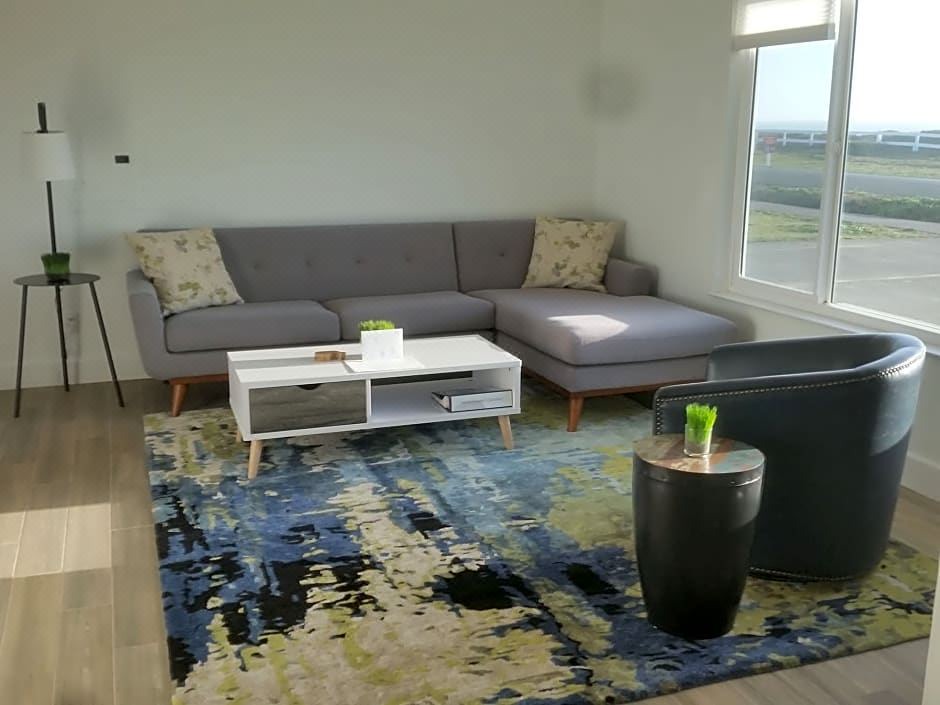 Photo of Livingroom in Point Arena