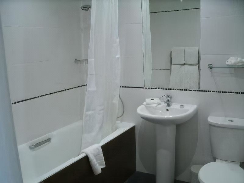 Photo of Bathroom in Sandbanks