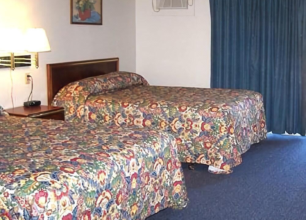 Photo of Bedroom in Ellsworth