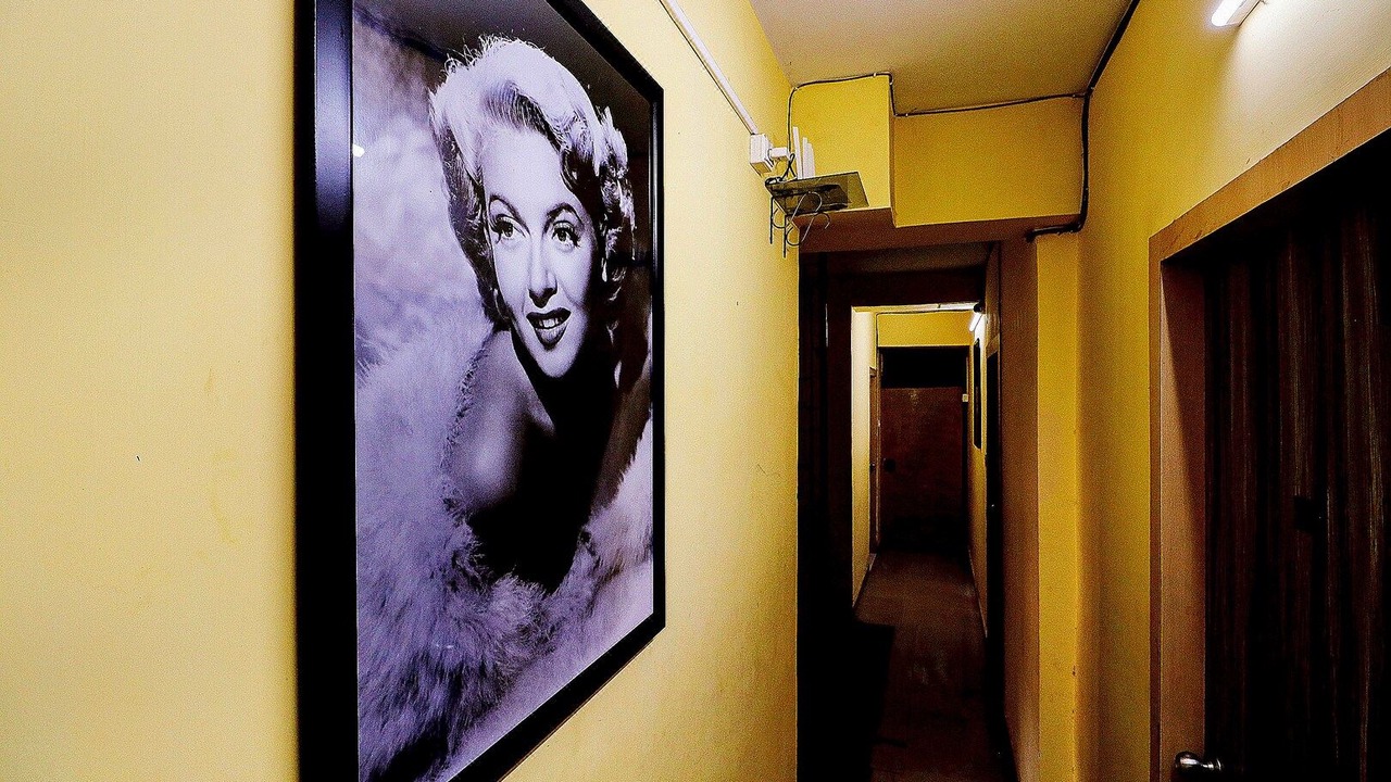 Photo of Bedroom in Bhowanipore