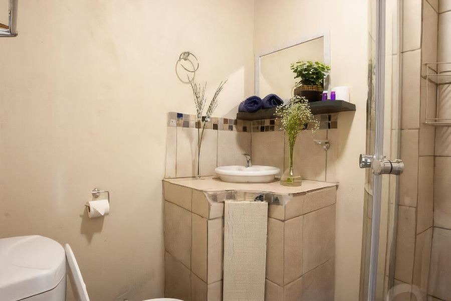 Photo of Bathroom in Strand