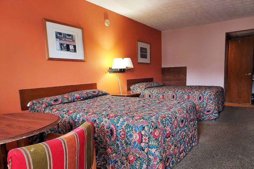 Photo of Bedroom in Chapmanville