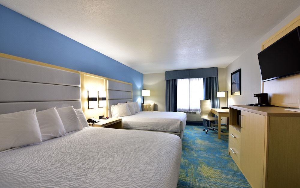 Photo of Bedroom in Springville