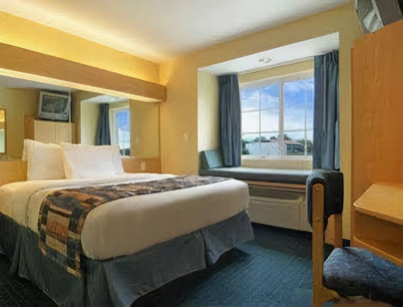 Photo of Bedroom in Albertville