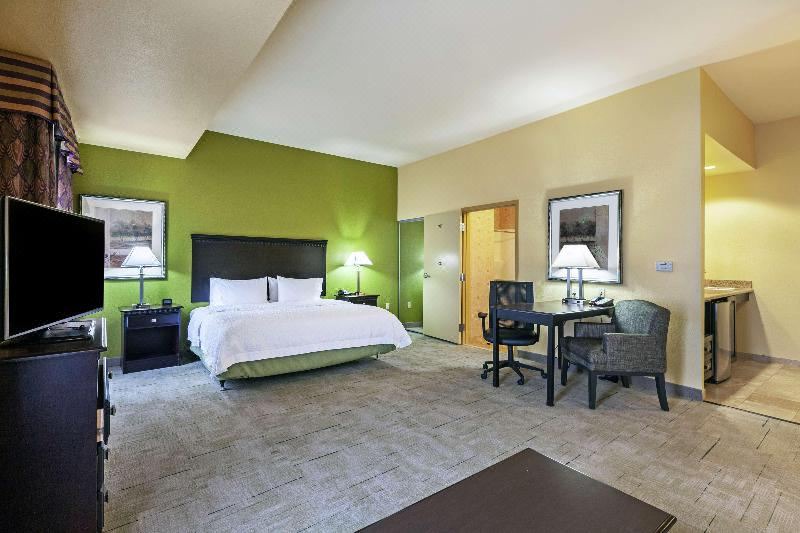 Photo of Livingroom in Owasso