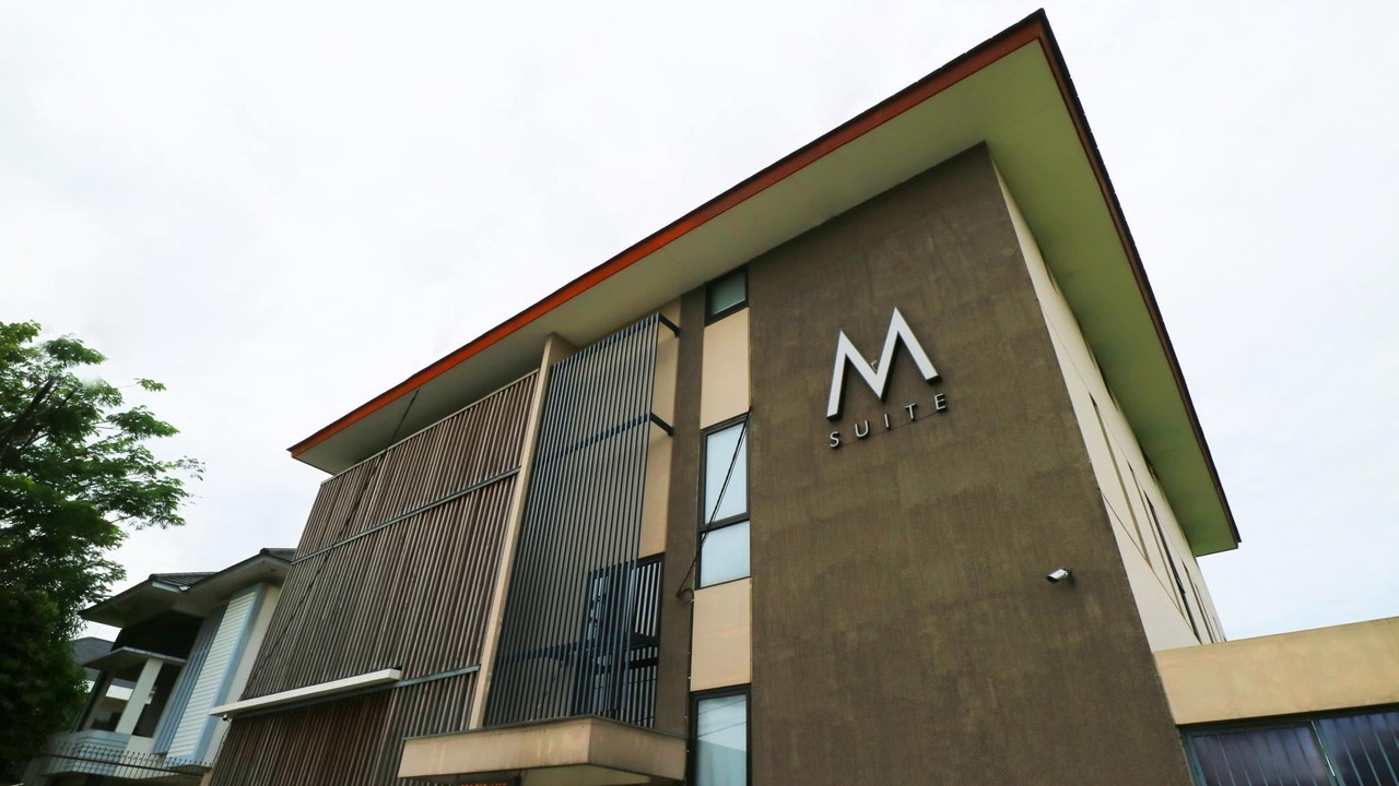 Photo of Buildings in Binong