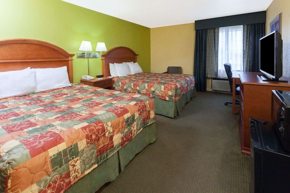 Photo of Bedroom in Shawnee