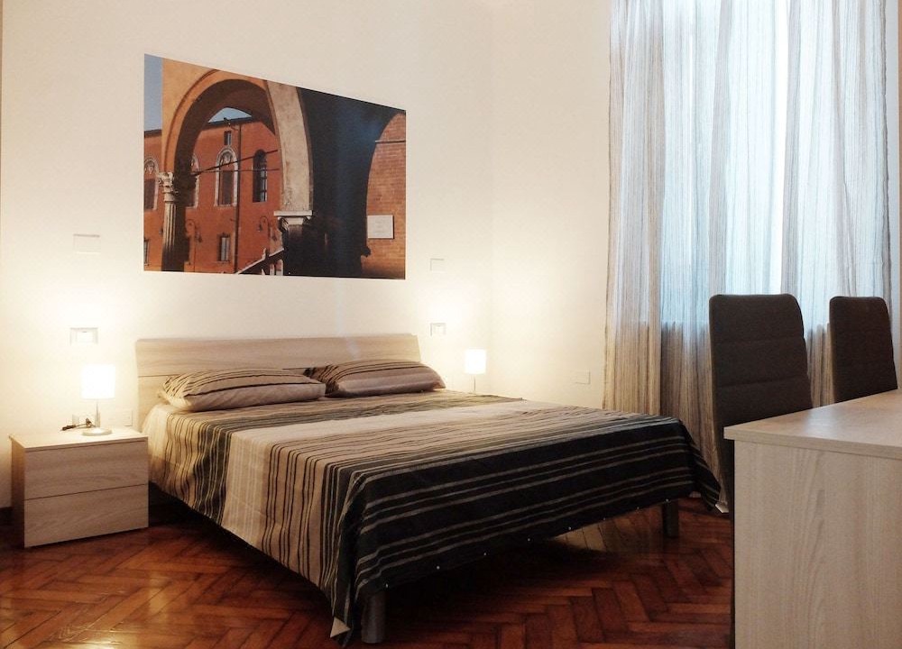 Photo of Bedroom in Ferrara Historic Centre