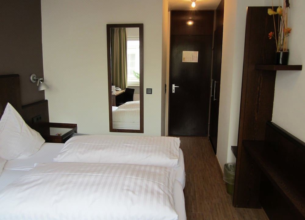 Photo of Bedroom in Schwanthalerhohe