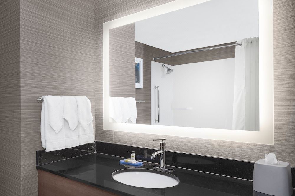 Photo of Bathroom in Riverhead