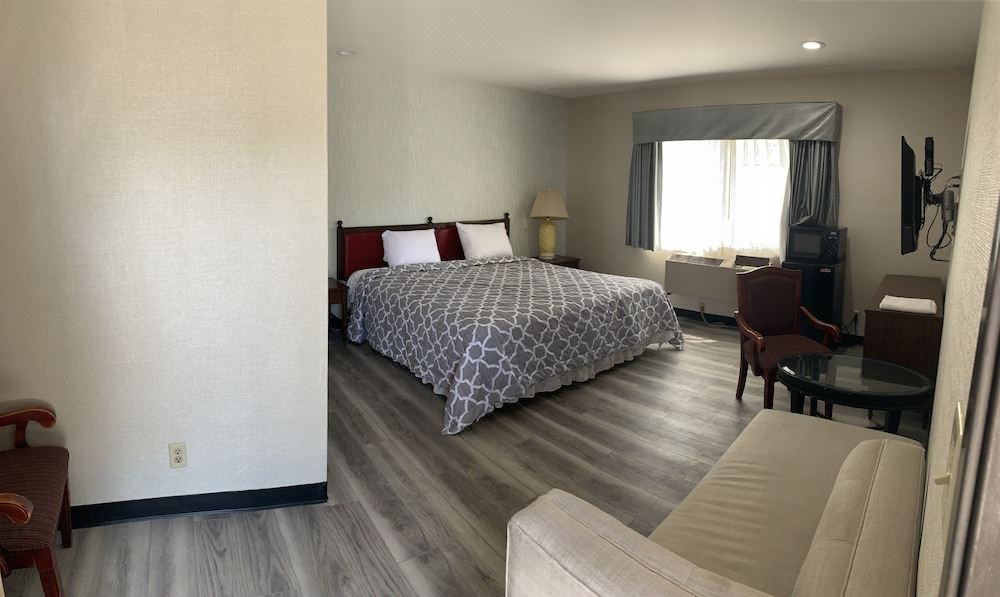 Photo of Bedroom in Norwalk