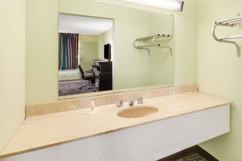 Photo of Bathroom in McComb