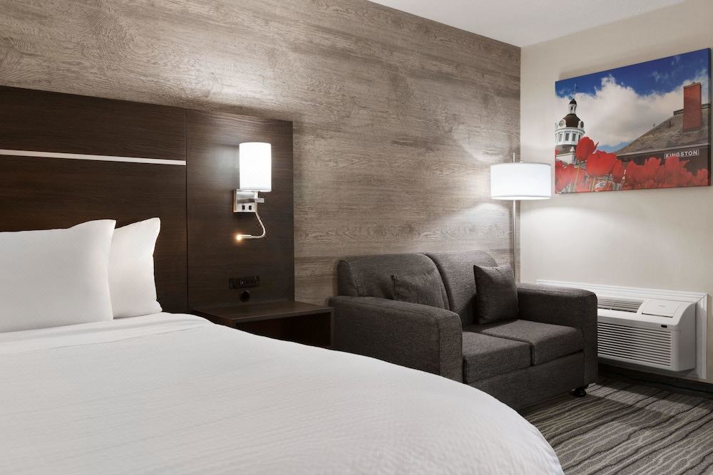 Photo of Bedroom in Rideau Heights