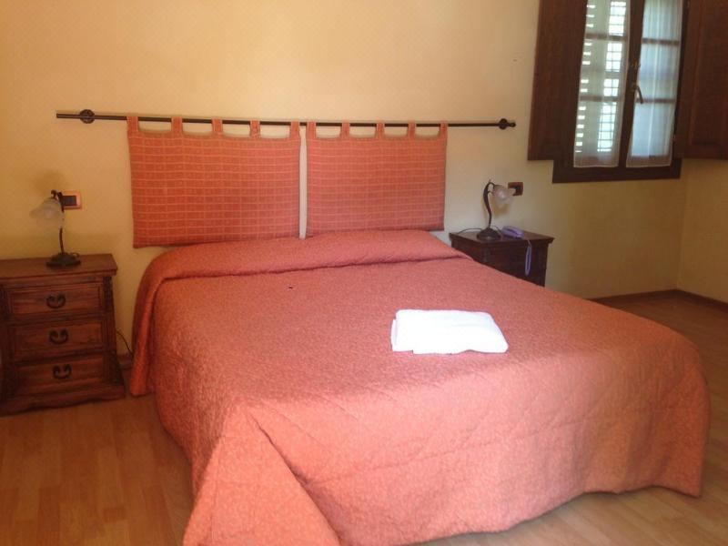 Photo of Bedroom in San Giuliano Terme