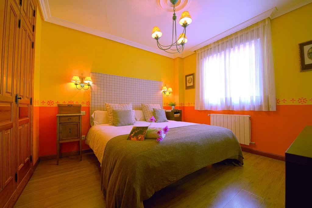 Photo of Bedroom in Monzon de Campos