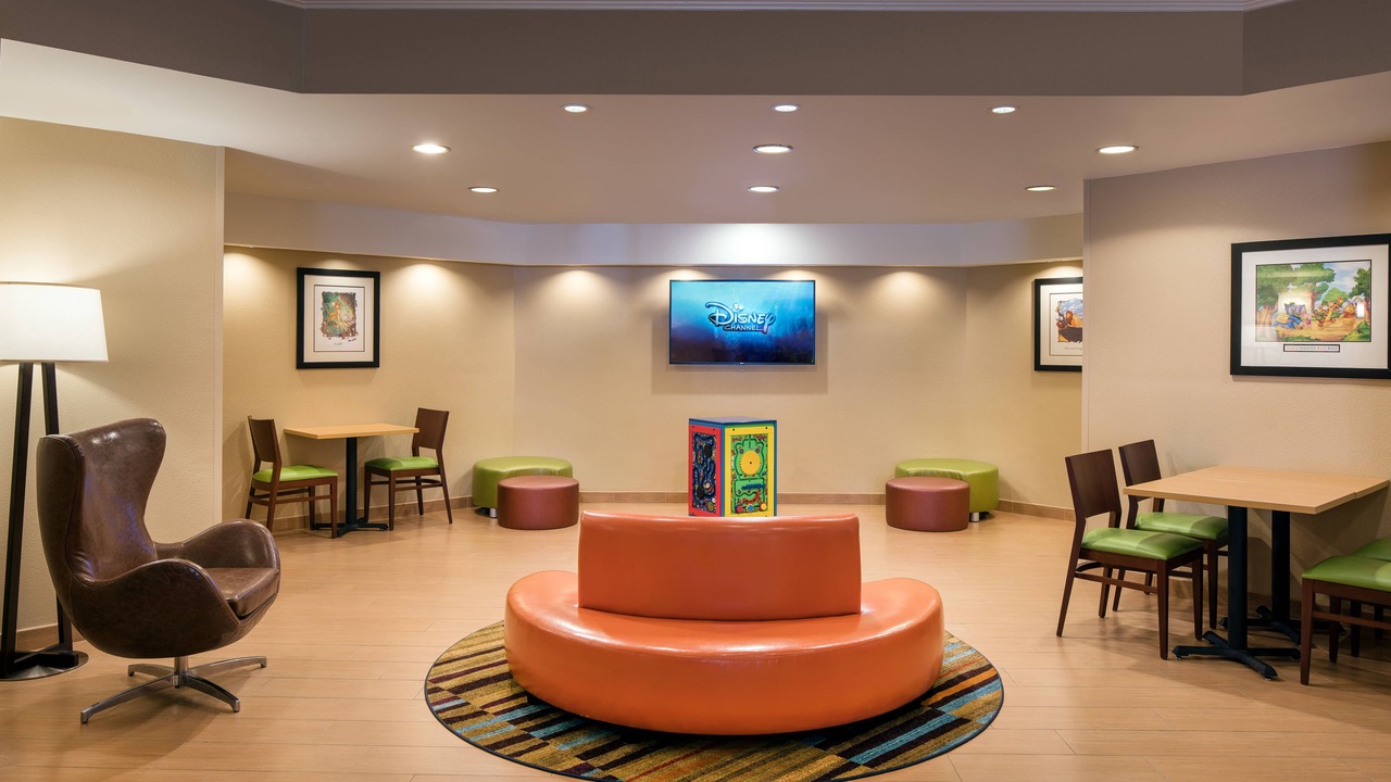 Photo of Livingroom in Anaheim Resort