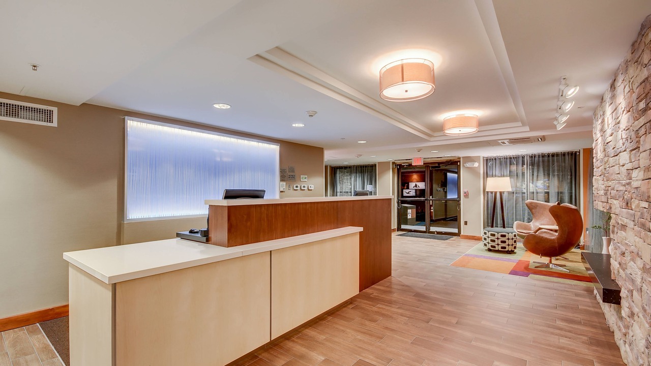 Photo of Livingroom in Woburn