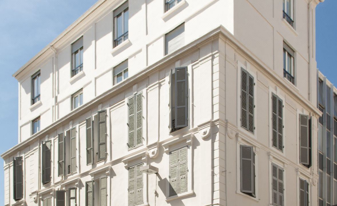 Photo of Buildings in Cannes City Centre