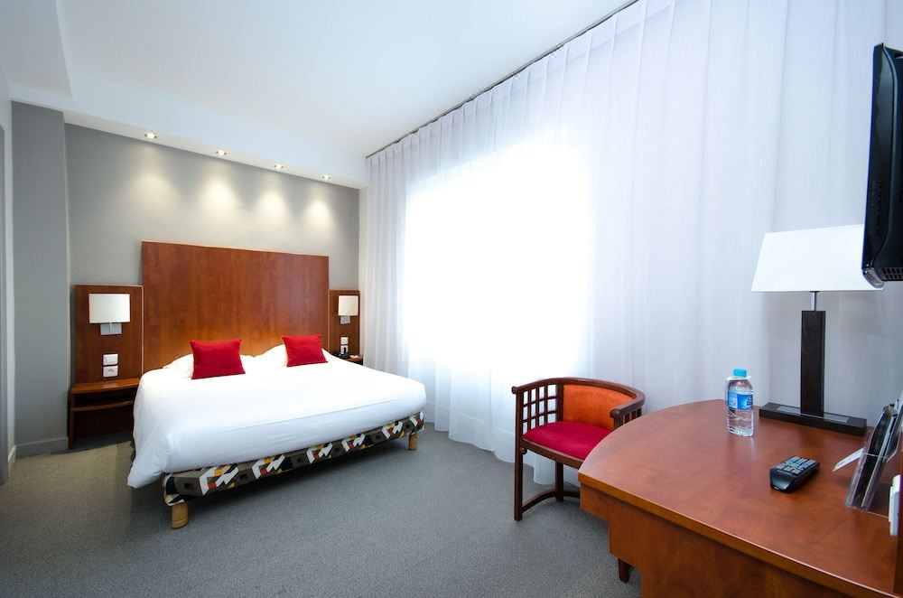 Photo of Bedroom in Villefranche-sur-Saone
