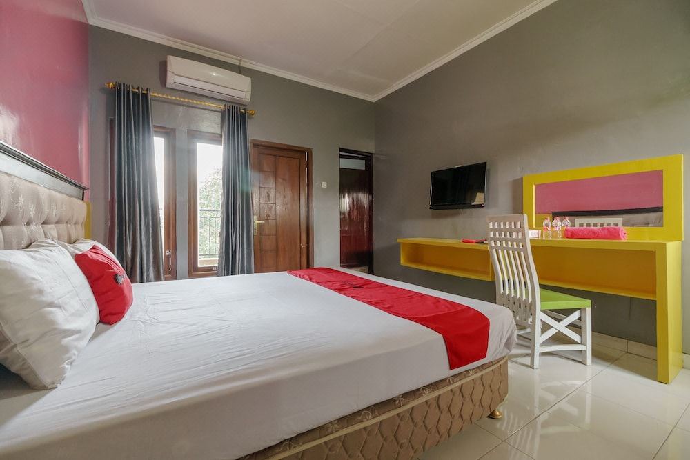 Photo of Bedroom in Colomadu
