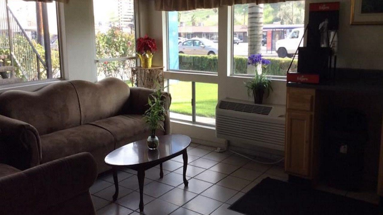 Photo of Livingroom in Patton