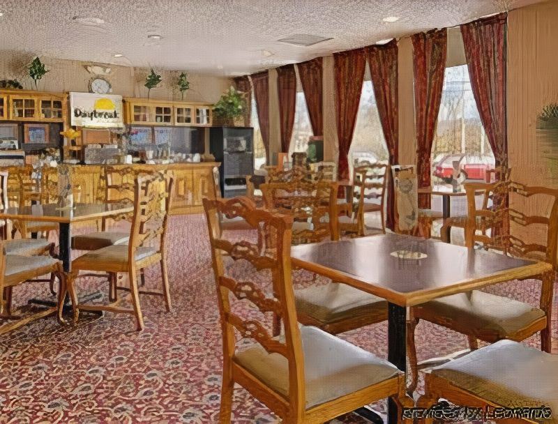 Photo of Livingroom in Gadsden