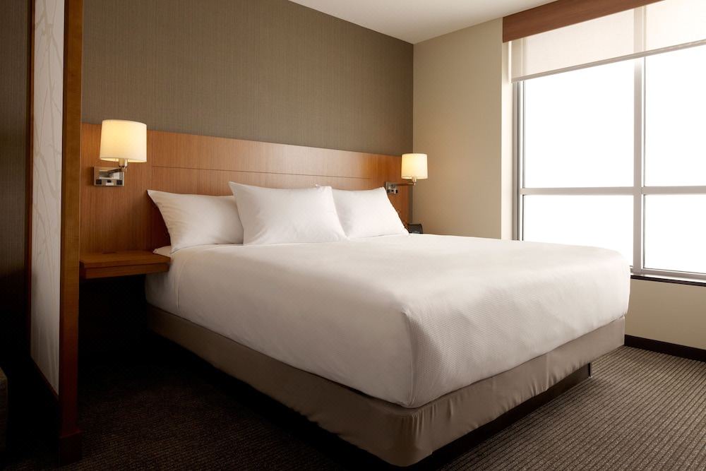Photo of Bedroom in Connecticut Ave - K Street