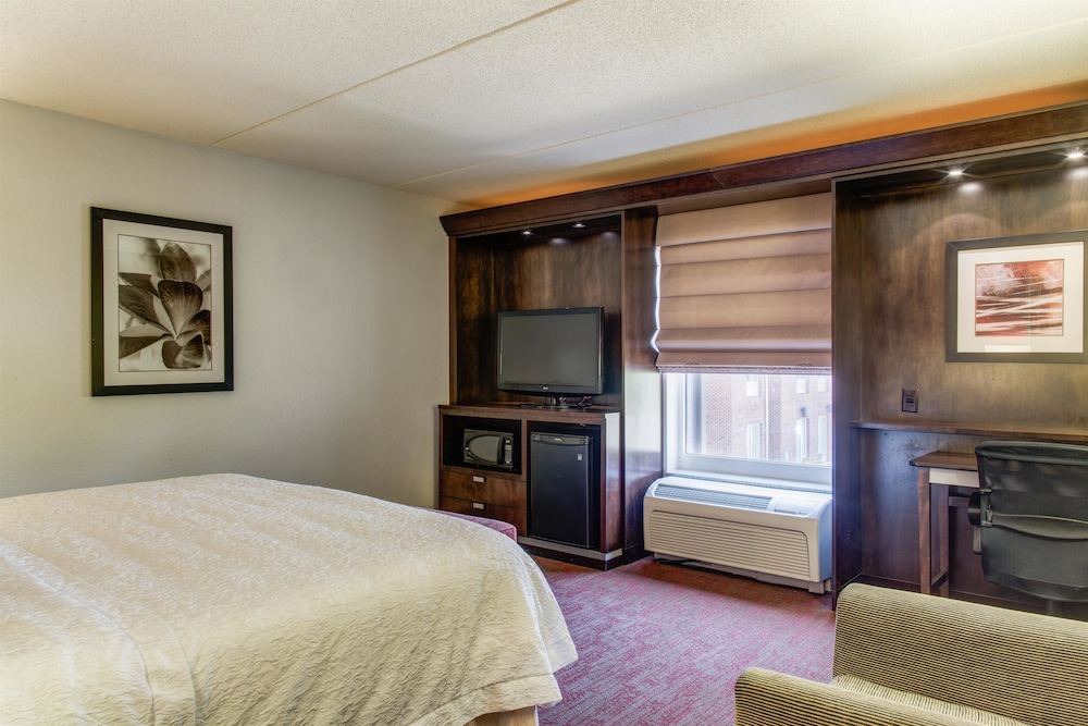 Photo of Bedroom in Romulus