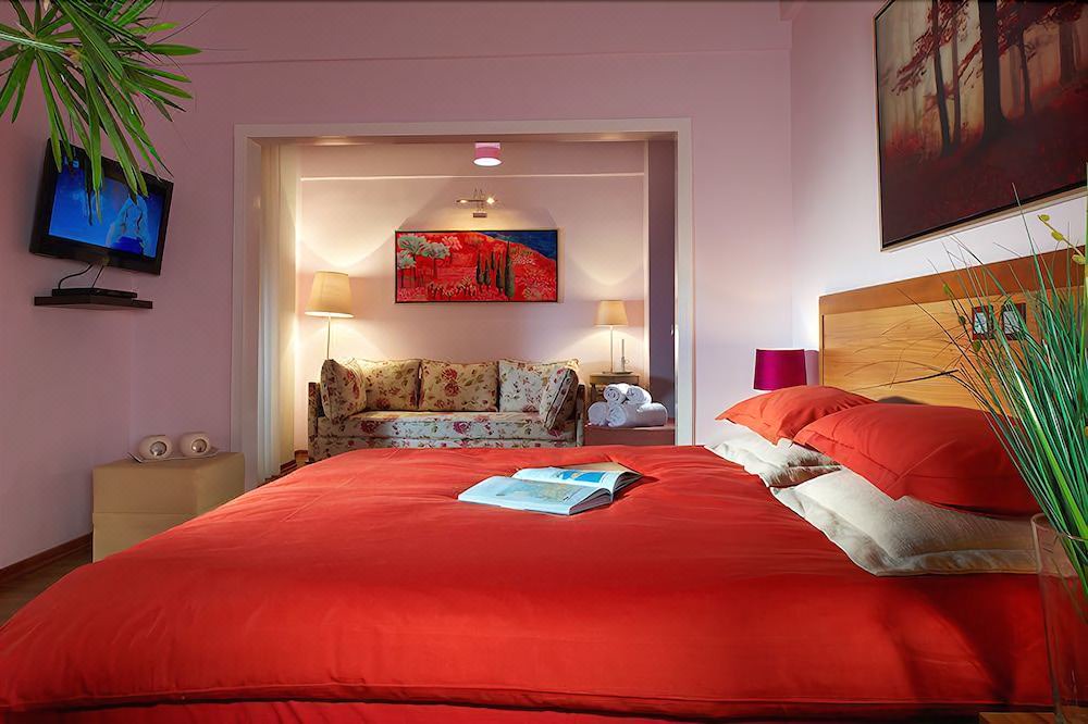 Photo of Bedroom in Panorama