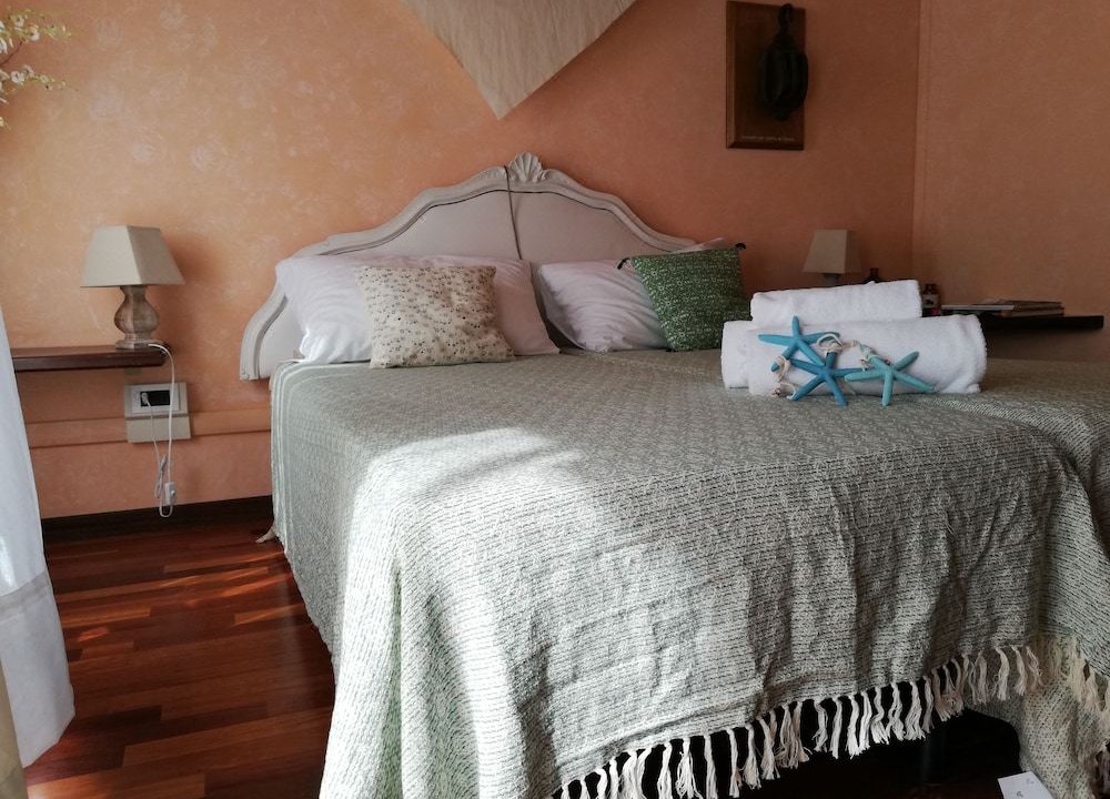 Photo of Bedroom in Santa Croce