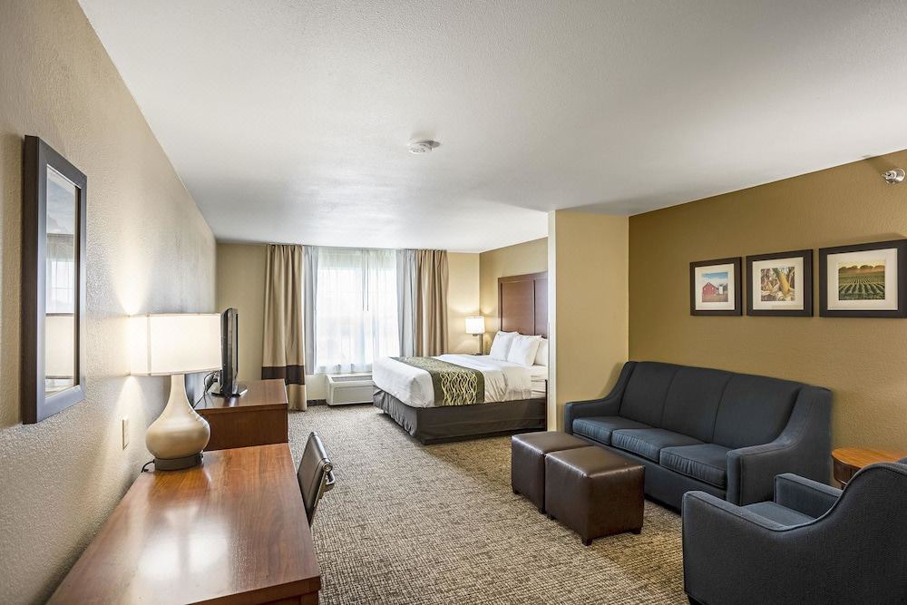 Photo of Livingroom in Independence